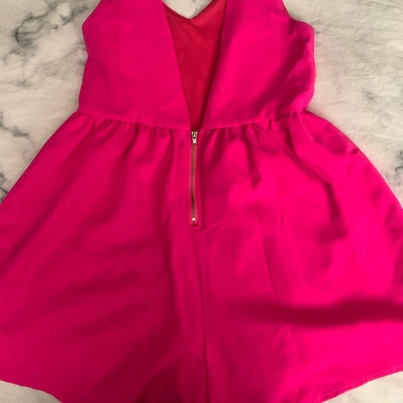 Oscar Pink Backless Romper - Picture 2 of 5